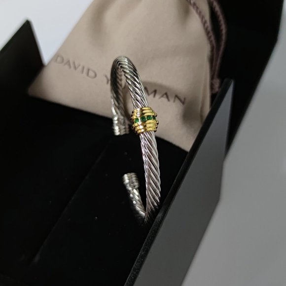 Small green diamond sterling silver open bracelet - Picture 3 of 3